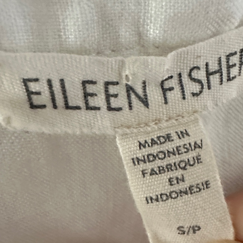 100% Linen Eileen Fisher Sleeveless White Button-Up Tank Top - Picture 2 of 3